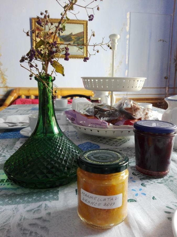 אצ'י קסטלו Villa Manasse מראה חיצוני תמונה